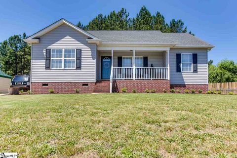 120 E King Road sold home in Cockrell Ridge, Greer, SC