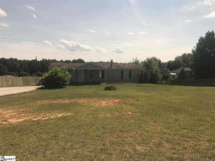209 Lindsey Ridge Road sold home in South Tyger Crossing, Lyman, SC