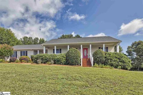 117 Hallmark Lane