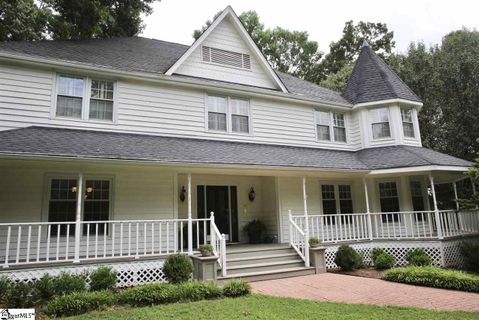 101 Sanderling Drive