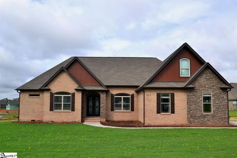 317 La Novia Court