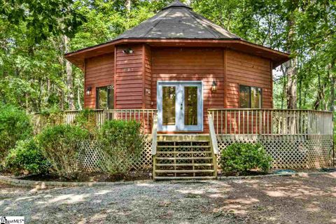 237 Chestnut Drive sold home in Foxwood Hill, Westminster, SC