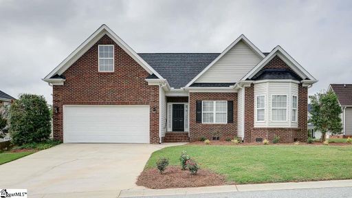 402 Chestnut Woods Court