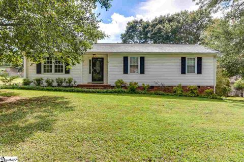 109 Country Glen