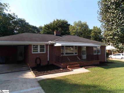 3 Maxie Avenue