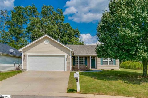 17 Falcon Ridge Way