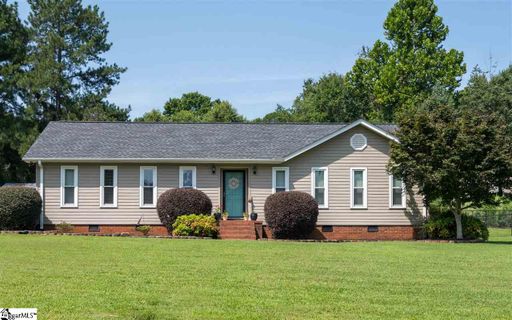 1105 Pineview Drive