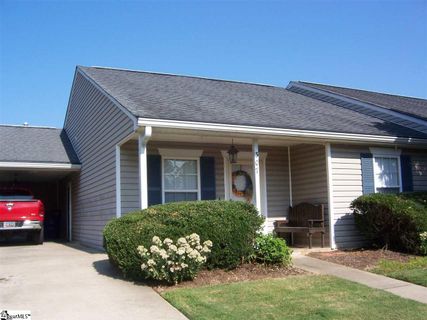 307 Calhoun Estates Drive sold home in Calhoun Crossing, Spartanburg, SC