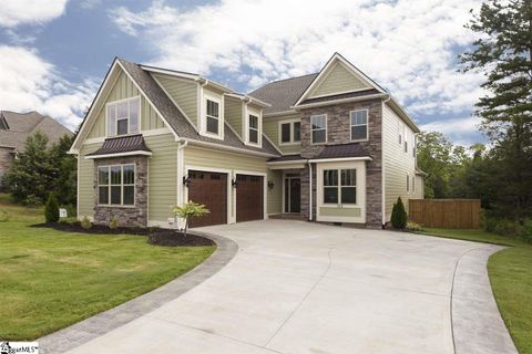102 Bold Slope Drive