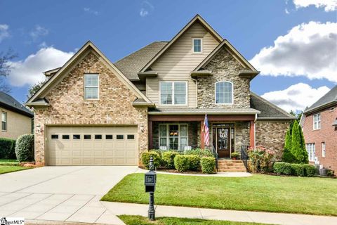 107 Kettle Oak Way
