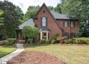 11 Knightsbridge Drive sold home in Simpsonville, SC