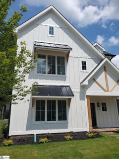 14 Perry Avenue