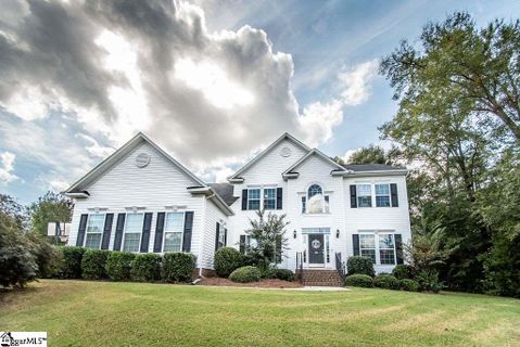 315 Selden Way