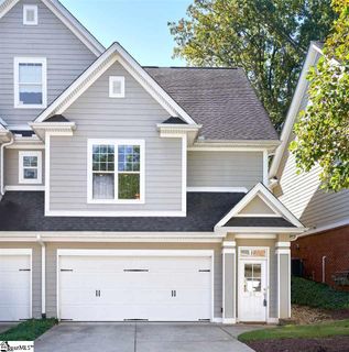 9B Edge Court Unit B