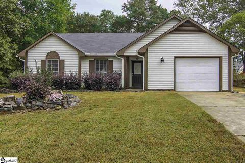 9 Chinaberry Lane