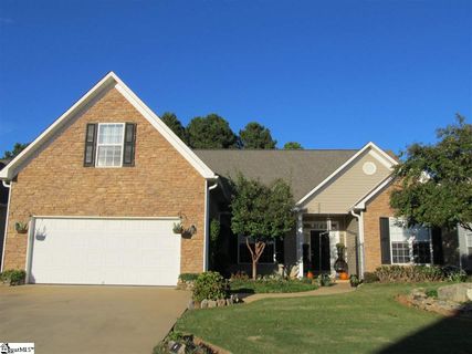 4 Wild Thorn Lane