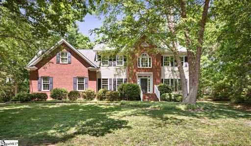 6 Clearwater Court