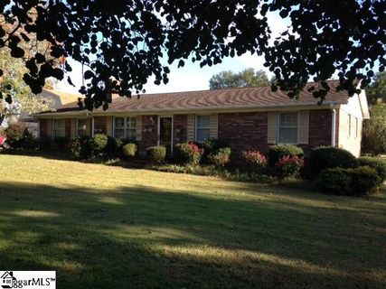 233 Hickory Drive sold home in Ridgewood Acres, Easley, SC