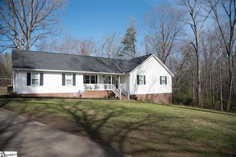 113 Stone Hedge Court