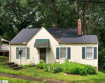 19 Paris View Drive sold home in Druid Hills, Greenville, SC