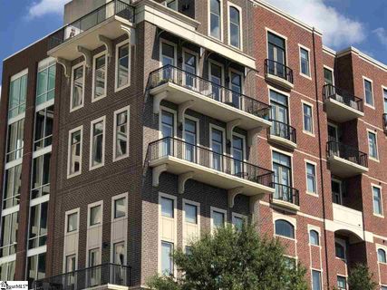111 E Mcbee Avenue #401