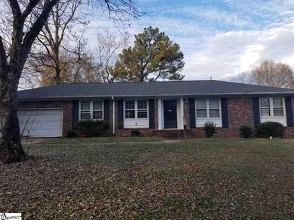 Homes in Holly Springs, Mauldin