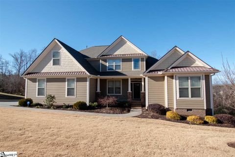 221 Castle Creek Drive