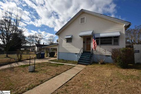 686 Maywood Street