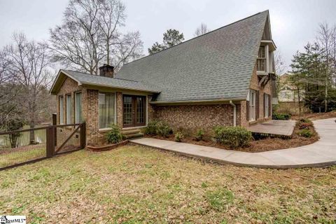 111 Englewood Drive