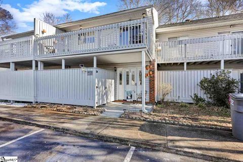 82 Topsail Court