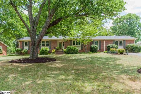 102 Dexter Drive sold home in Drexel Terrace, Taylors, SC