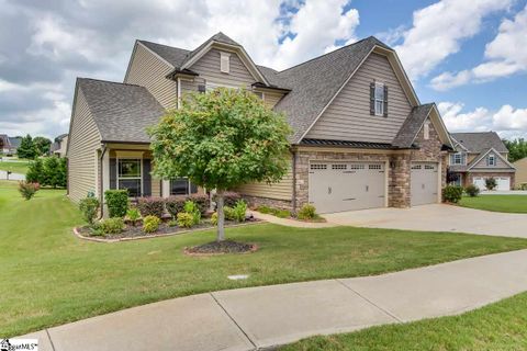 119 Chandler Crest Court