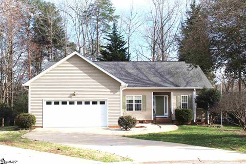 111 Kingsmill Court