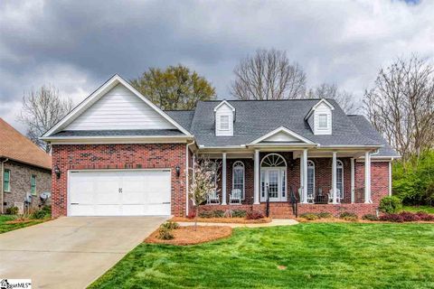 105 Waverly Hall Lane sold home in Waverly Hall, Simpsonville, SC