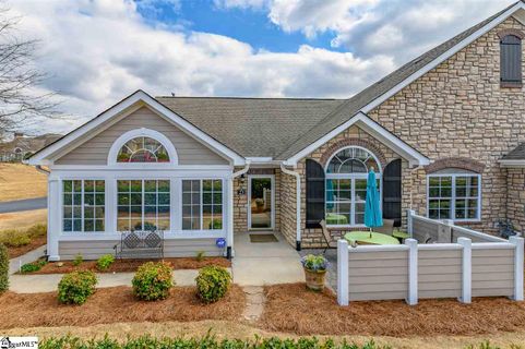 23 Fudora Circle Unit 23