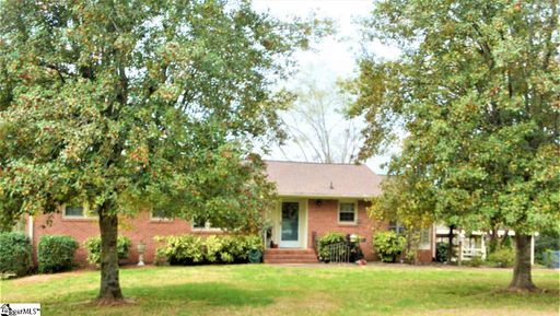 15 Linden Drive