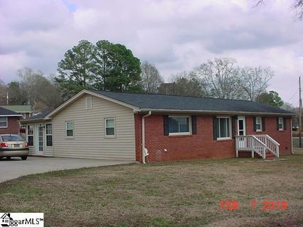 119 Ruth Drive sold home in Pinecrest, Easley, SC