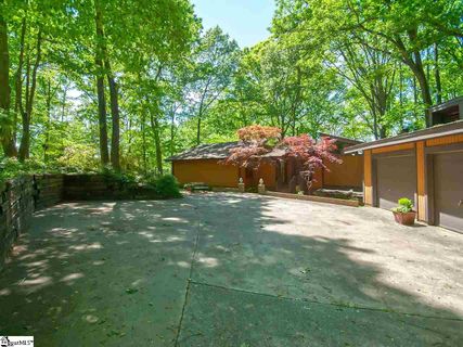 209 Bromsgrove Drive
