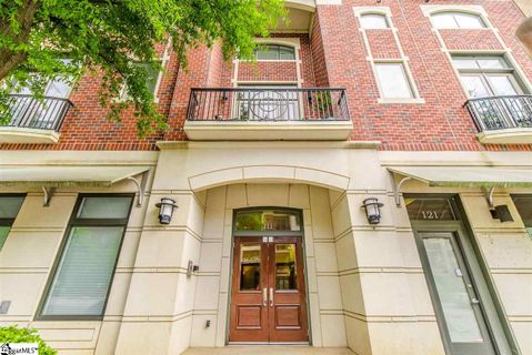111 E Mcbee Avenue Unit 203 sold home in The Bookends, Greenville, SC