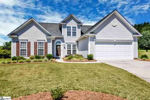 15 Bamburgh Brae Court