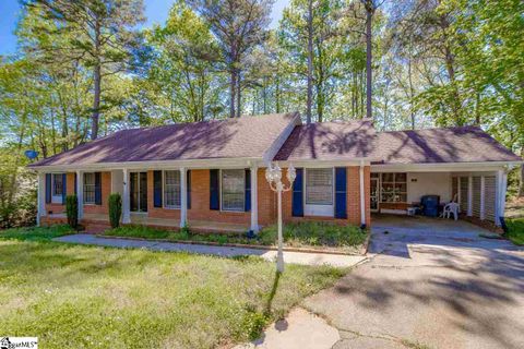 107 Manchester Drive