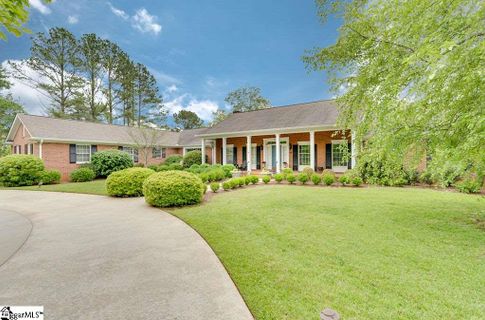 208 Fairway Drive