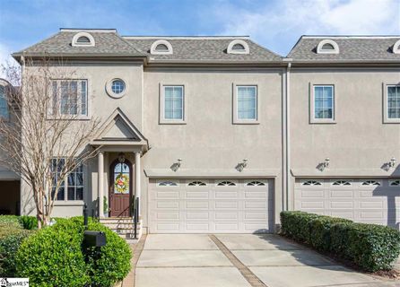 44 Castellan Drive