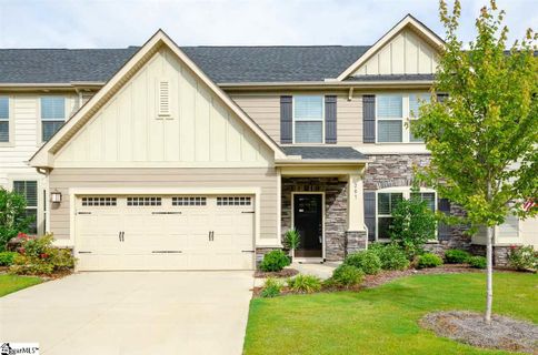 207 Ragin Court