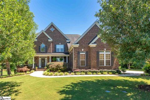 105 Grenadier Court