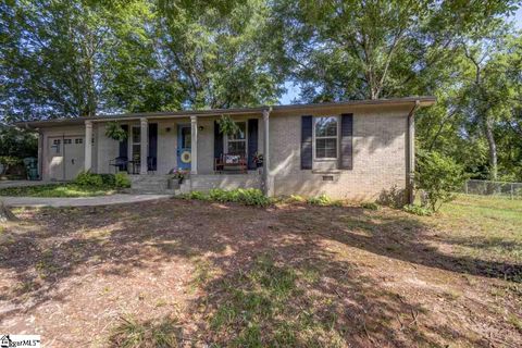 618 Valley Creek Drive