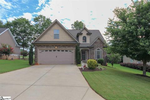 6 Manorwood Court