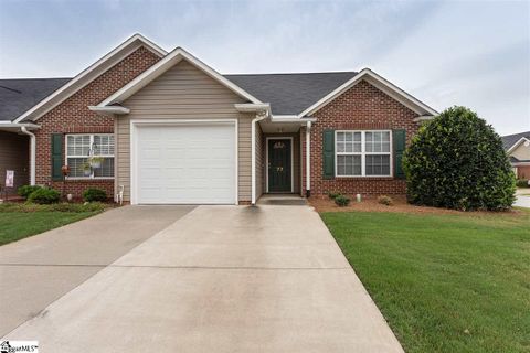 77 Magnolia Crest Drive