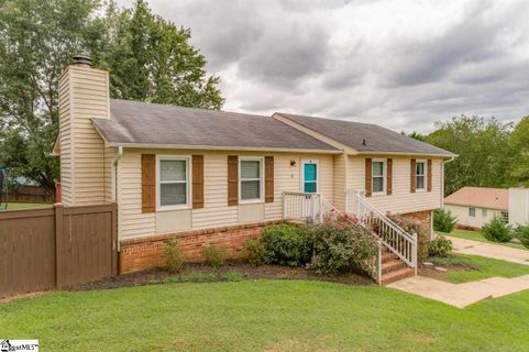 12 Foxtrot Court