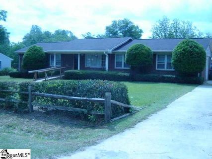 8 Patricia Avenue